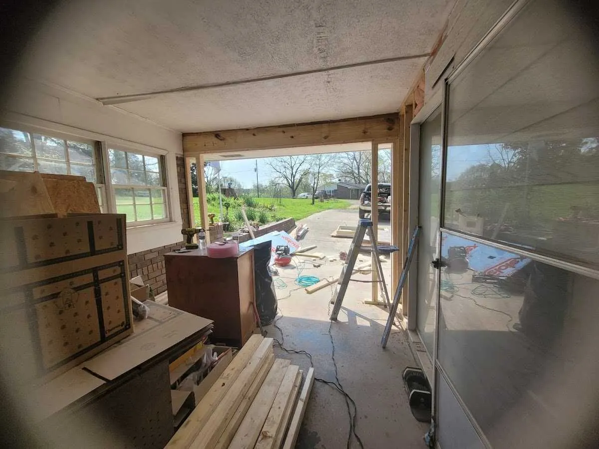 Air movers and dehumidifier for Water Mitigation Services in Hope Mills